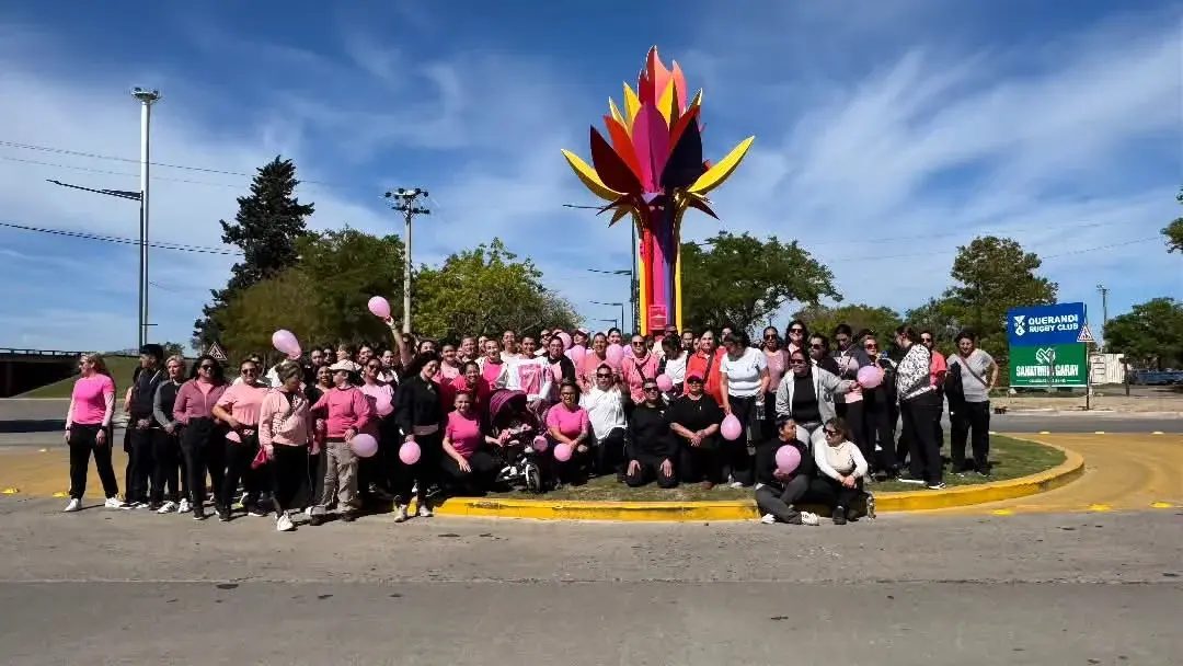 La Policía de Santa Fe realizó una jornada recreativa por el Día Mundial de la Lucha contra el Cáncer de Mama