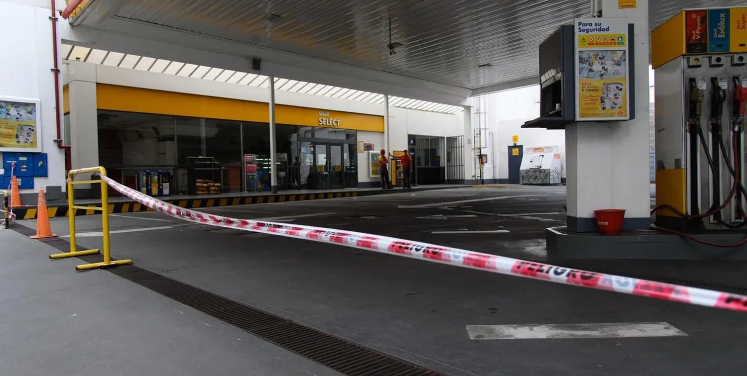 Los playeros rosarinos realizaron una jornada de duelo por el trabajador asesinado y también llevan adelante una medida de fuerza. Foto: Marcelo Manera