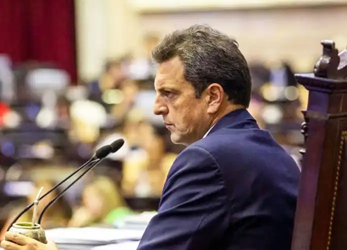 Massa confirmó que renuncia a su banca