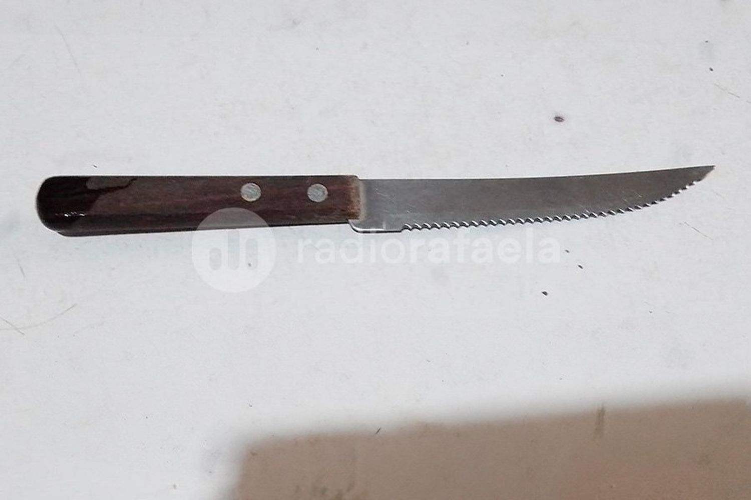 Con cuchillo en mano, lastimó a una mujer y lo denunciaron: quedó aprehendido