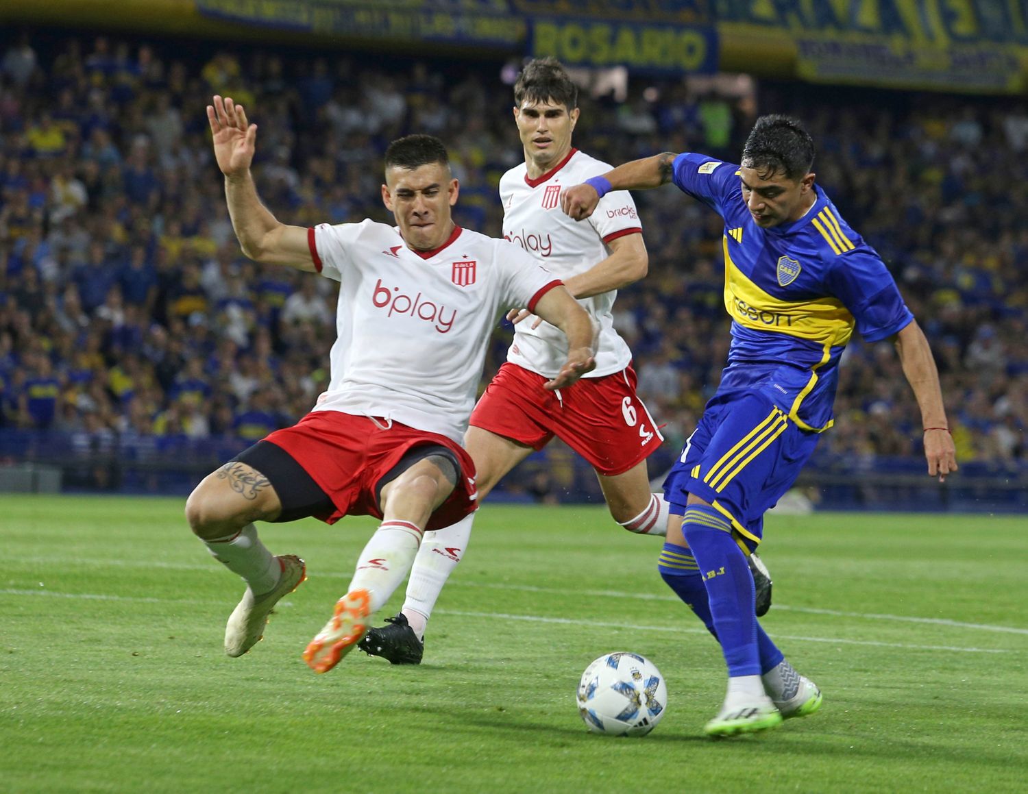 Boca se despidió con un flojo empate ante Estudiantes