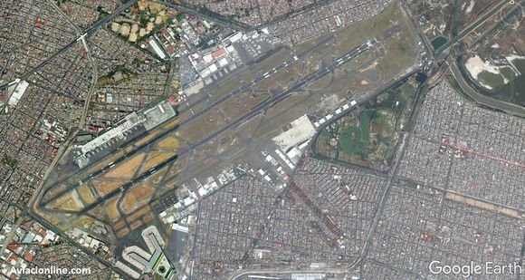 Near Collision at AICM: Audio Contradicts Official Narrative from Mexican President and AFAC