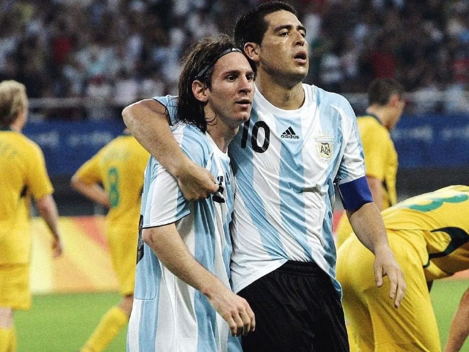 Lionel Messi y Juan Román Riquelme.