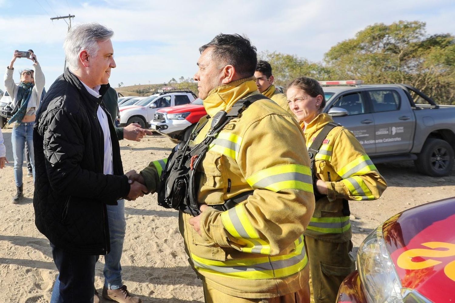 Martín Llaryora visitó la base operativa de Yacanto de Calamuchita