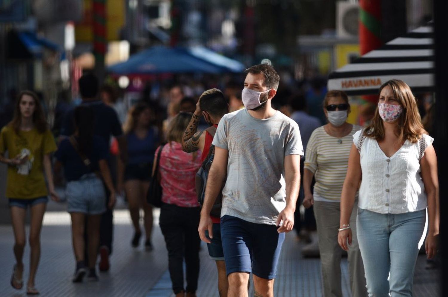 Cinco días con menos de 500 casos de Covid en la provincia