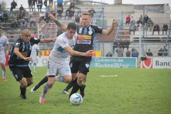 Gimnasia y Esgrima mostró su superioridad ante Juventud Unida