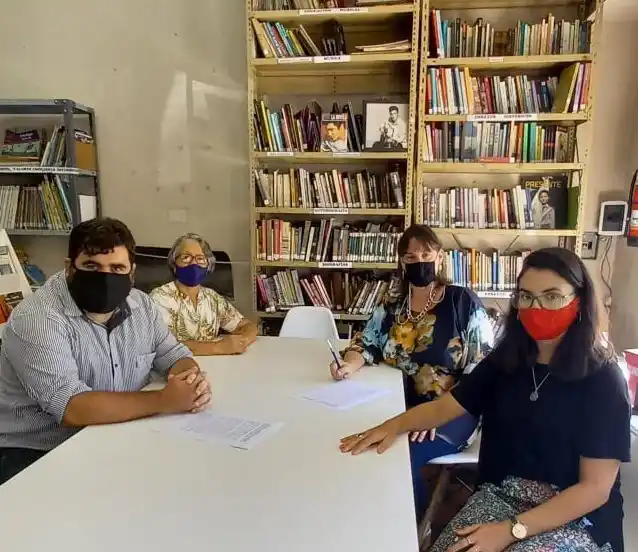 La Biblioteca Sarmiento y la Defensoría coordinarán acciones conjuntas en Villa Italia 