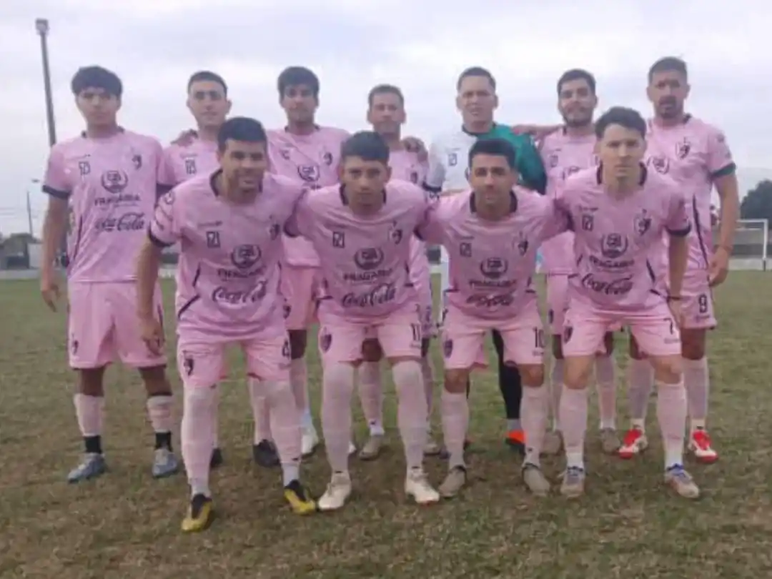 El Verde, vestido esta vez de rosa, dejó en camino a Central Argentino y se metió entre los mejores cuatro equipos de la Copa de la Liga.
