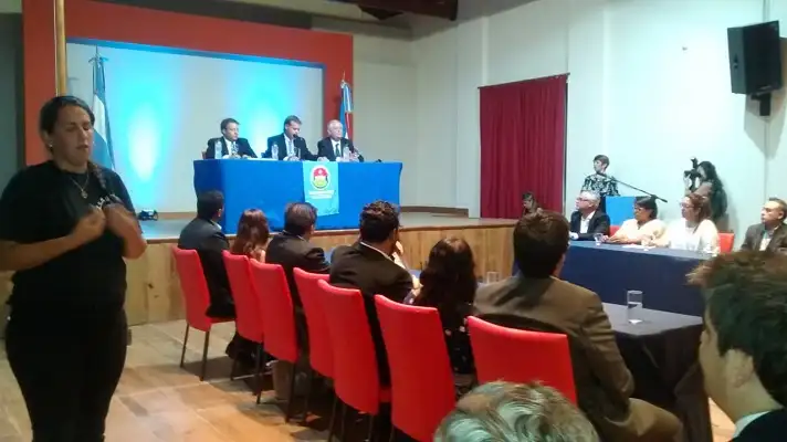 Piaggio comenzó su discurso de apertura con el eje en el consenso
