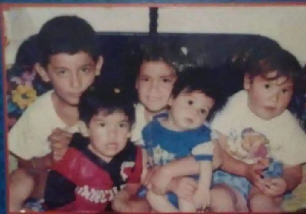 Los cinco hermanos separados en su infancia volvieron a encontrarse