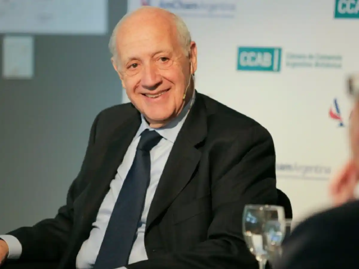 Lavagna tras el acto de Massa: "Vamos a seguir insistiendo por el camino del medio"