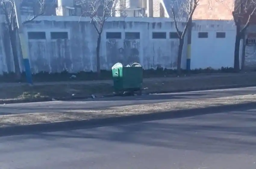 Dos detenidas en una causa por extorsión al dueño de una conocida pizzería de Rosario