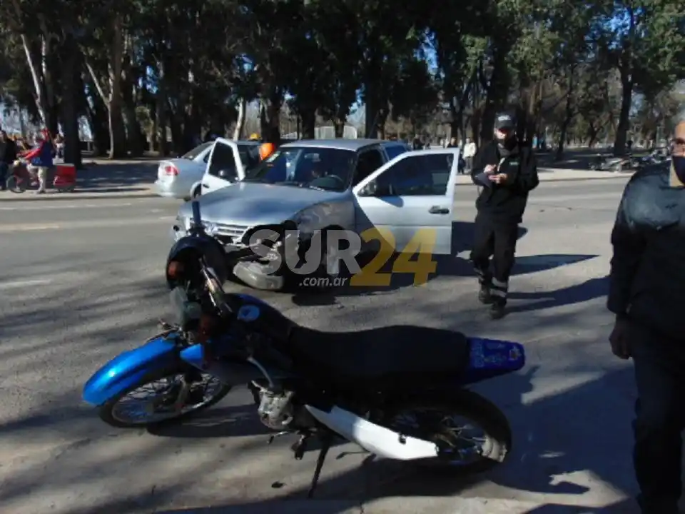 Otro día de intensa actividad para Bomberos; la mayoría accidentes con motos