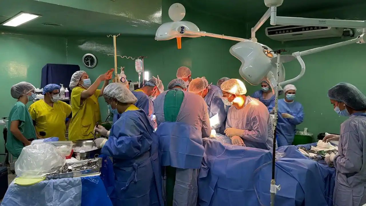 Operativo inédito: una donación multiorgánica en el Hospital Cullen permitió siete ablaciones y seis trasplantes