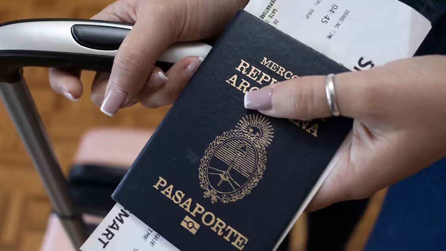 La tarifa para gestionar pasaporte fue incrementada