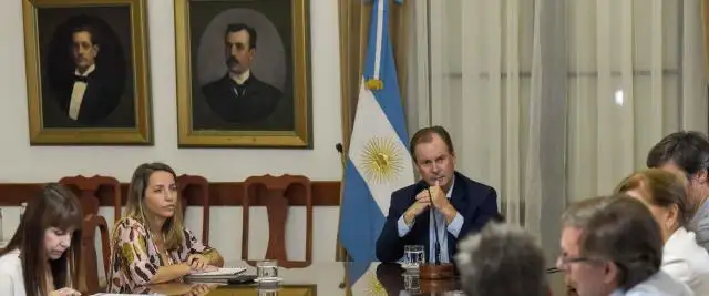 El gobierno trabaja en políticas de acompañamiento a los sectores afectados por la cuarentena