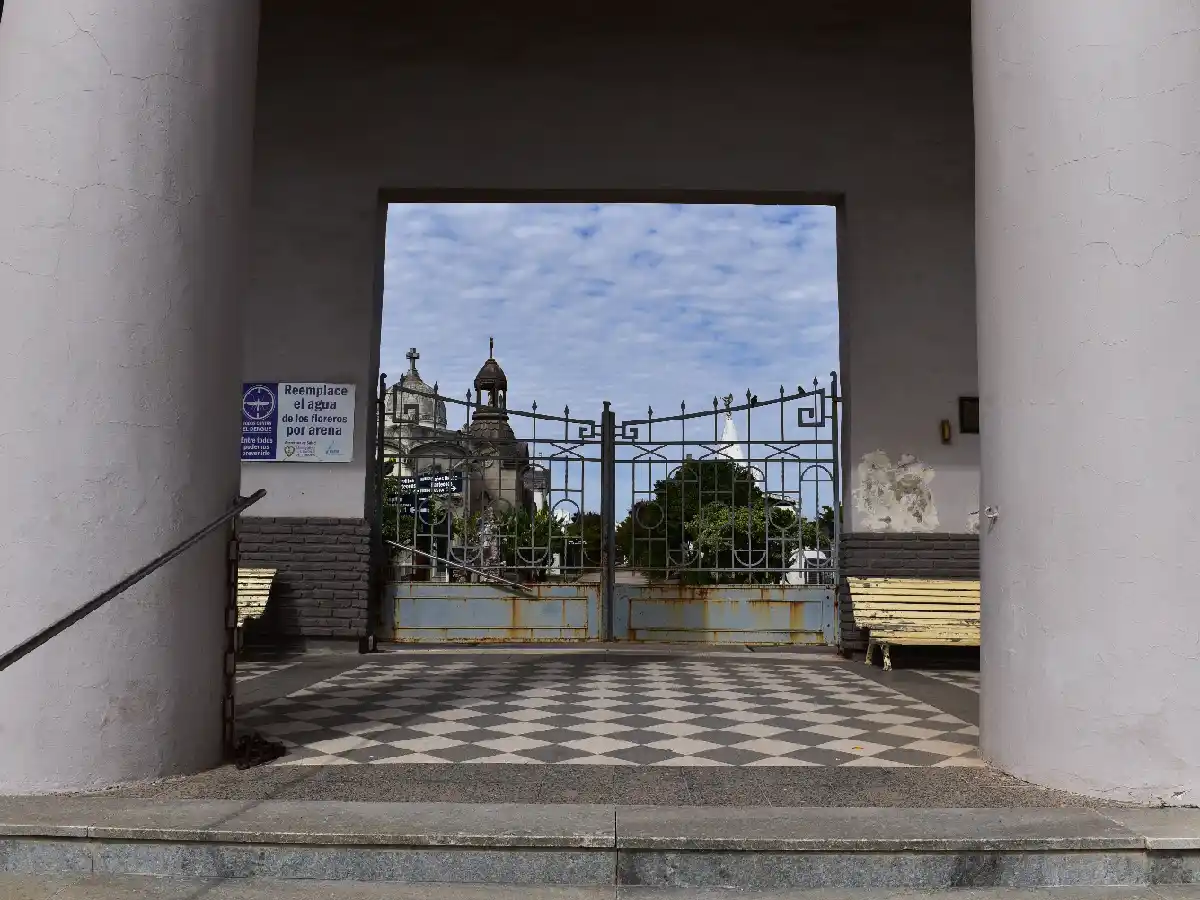 El día que el cementerio quedó sin visitantes