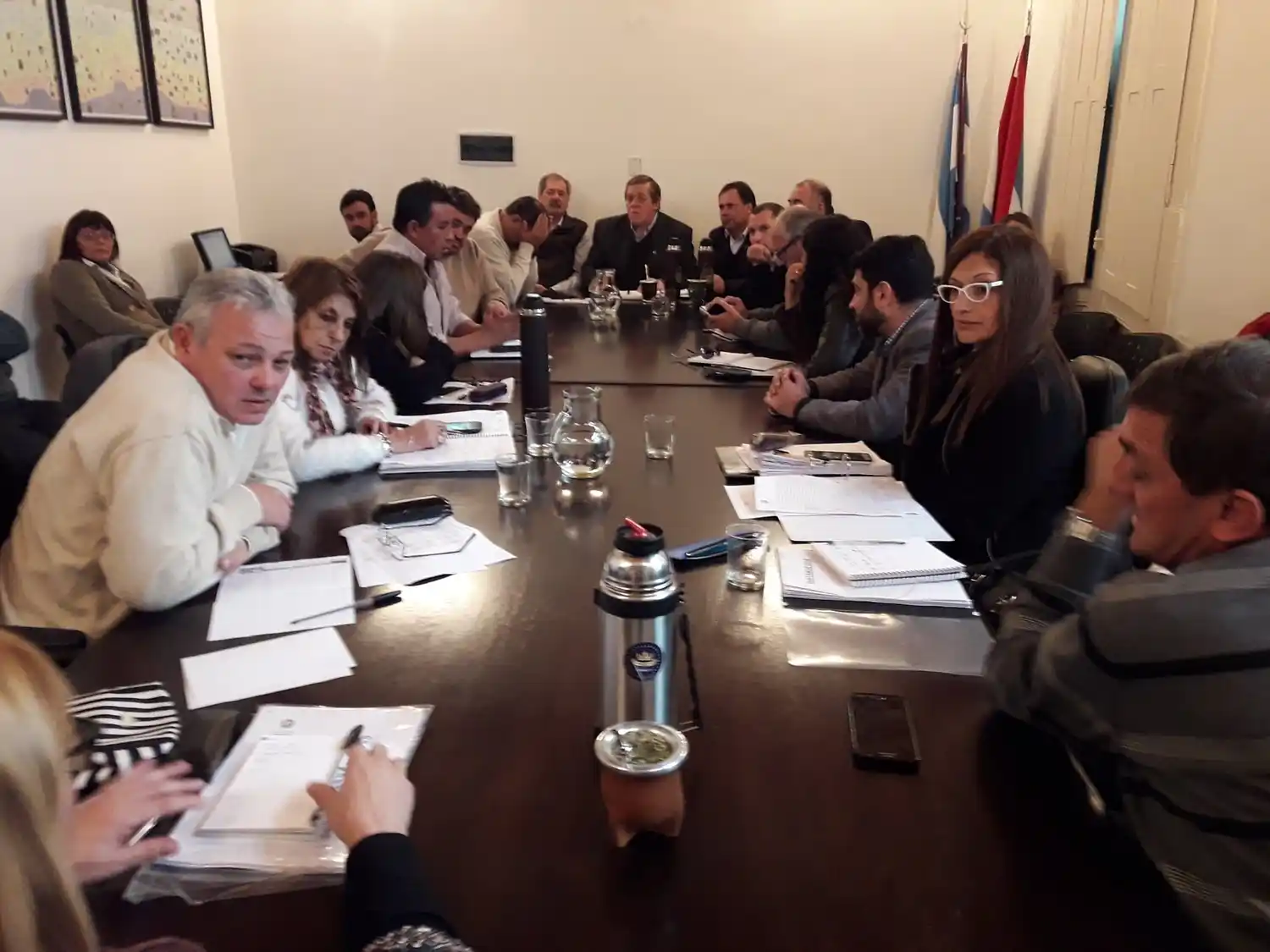 El Gobierno recibirá hoy a los gremios estatales de la provincia