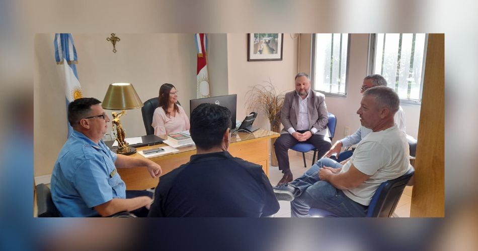 La reunión se realizó el martes por la mañana (foro: Canal 50)