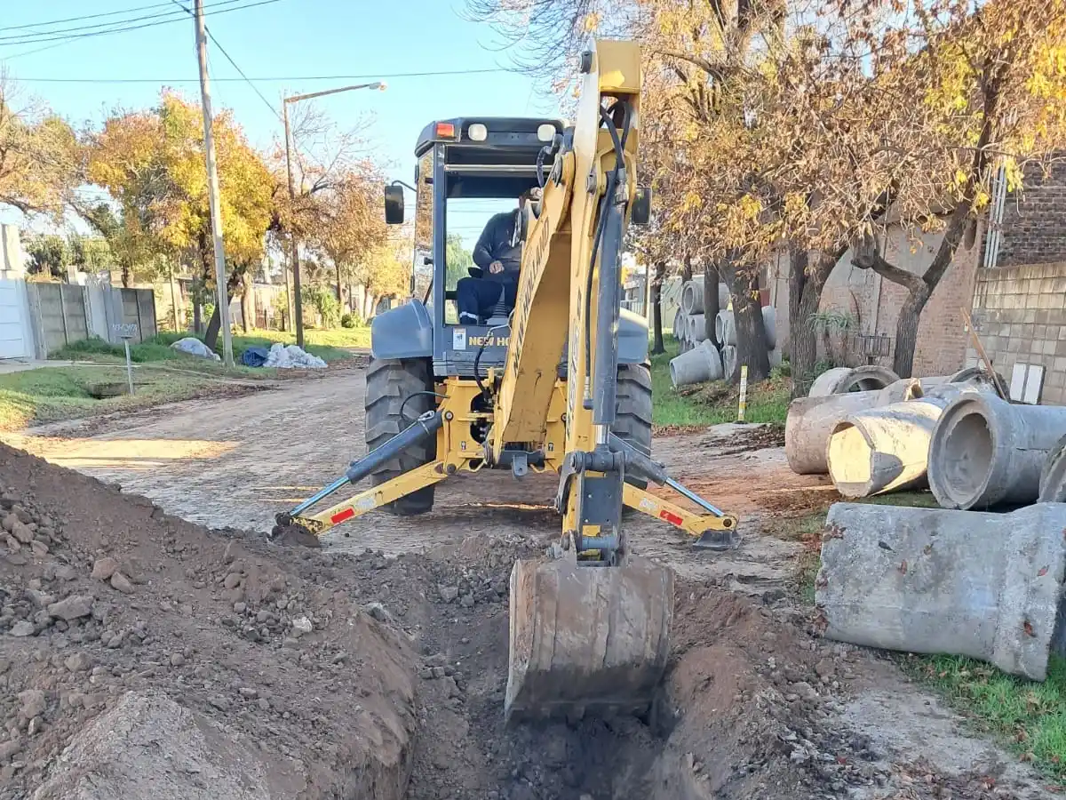 Las máquinas siguen desarrollando tareas en diferentes zonas.