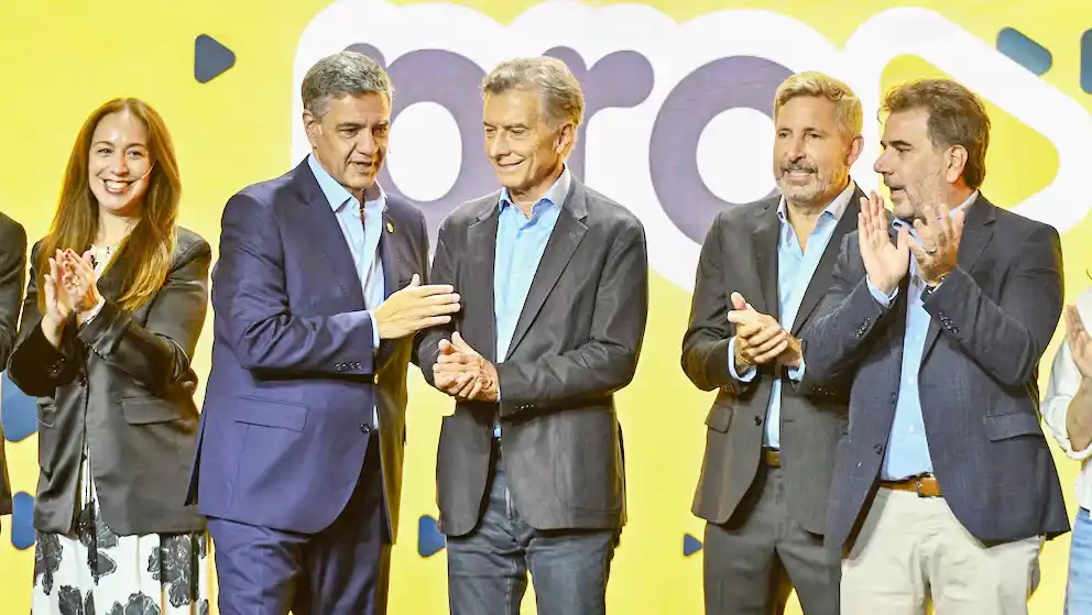 Frigerio dijo presente en el relanzamiento del PRO junto a Mauricio Macri y respaldó el rumbo del cambio