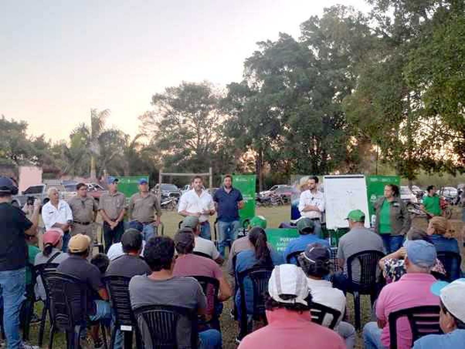 Capacitaron a productores tomateros en 
el marco del inicio de la campaña 2024