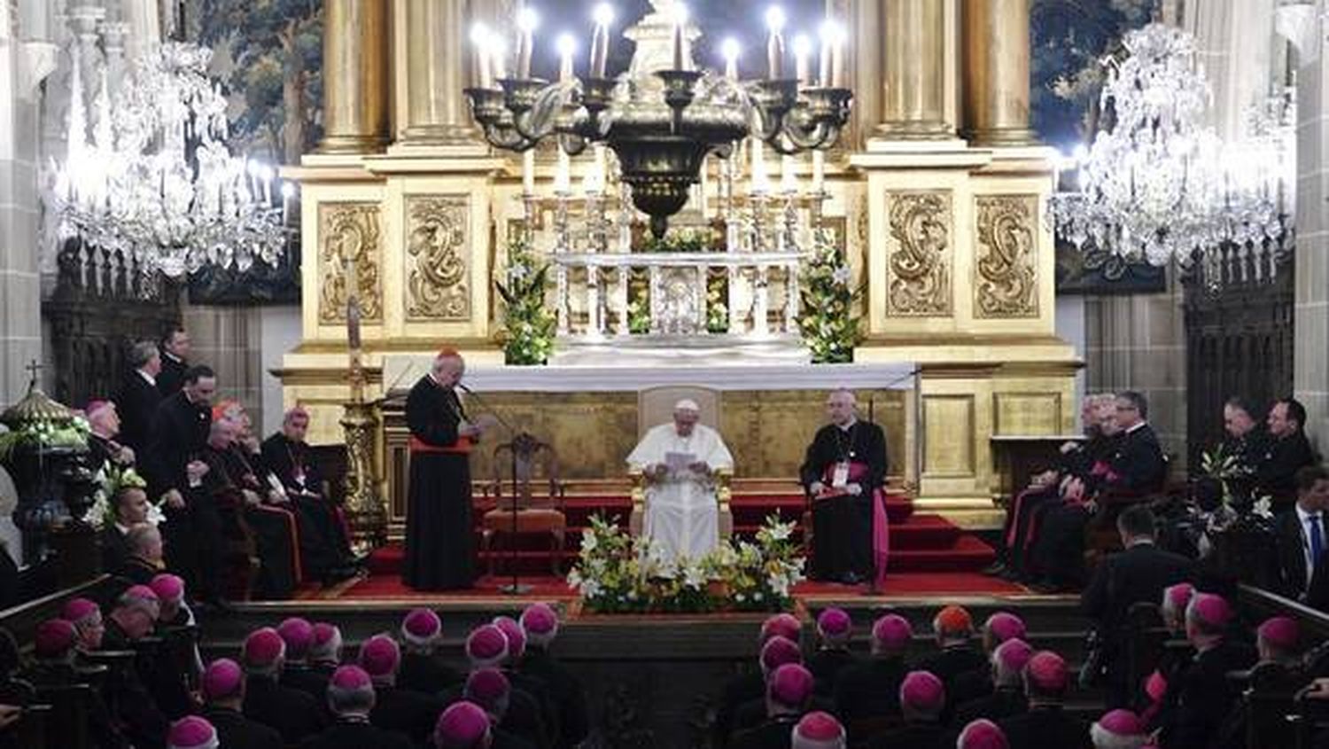 En Polonia, el Papa pidió por los refugiados