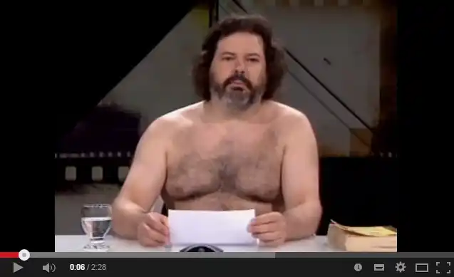 Conductor de TV argentina presentó desnudo un ciclo de cine