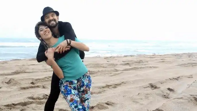Escena. Del video de “Necochea es tuya”, de Juan Etchegoyen