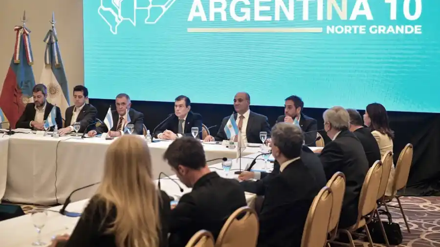 Manzur, ante los diez gobernadores del Norte Grande: "La inserción de la Argentina al mundo llegará desde el interior"
