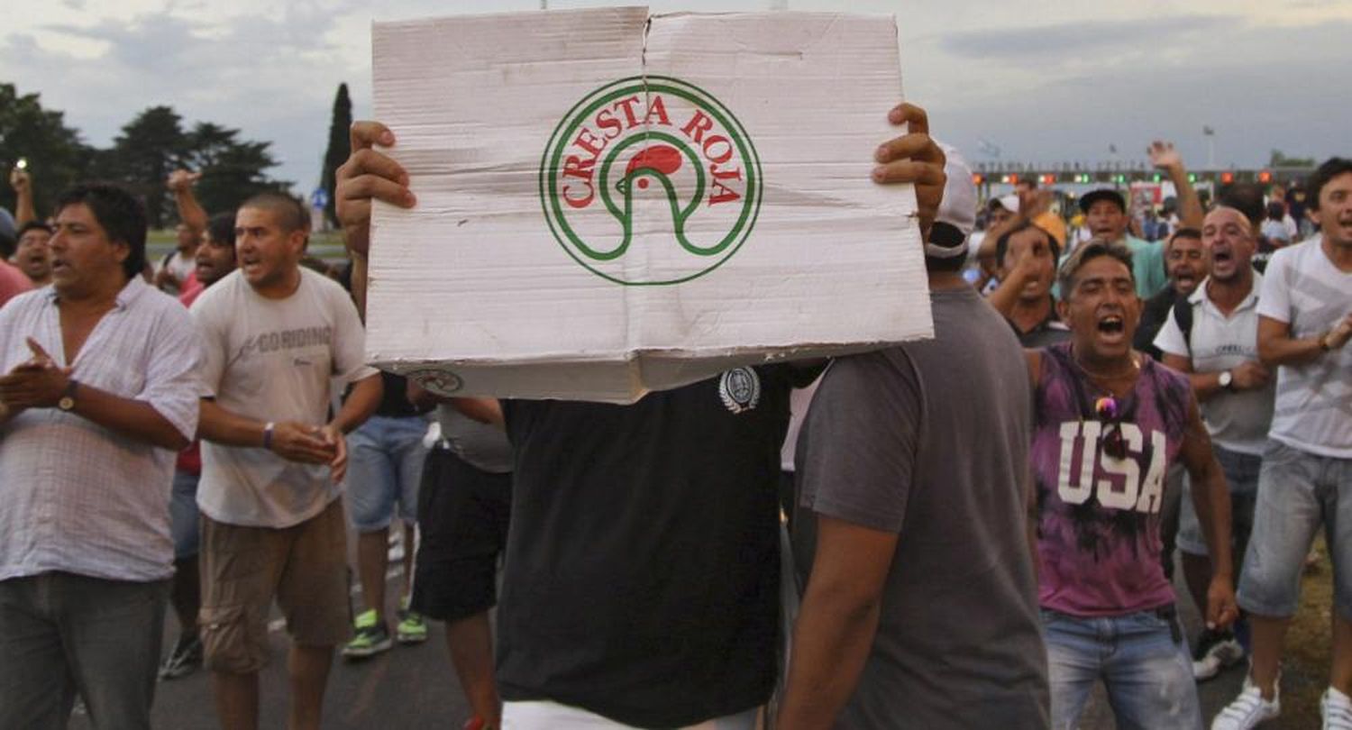 Continúan las protestas en Cresta Roja