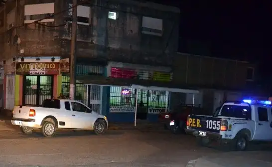Adolescente hospitalizado tras choque en Luis N. Palma y Corrientes 
