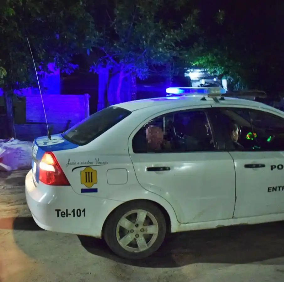 Dos jóvenes salieron a la madrugada a romper autos: fueron detenidos