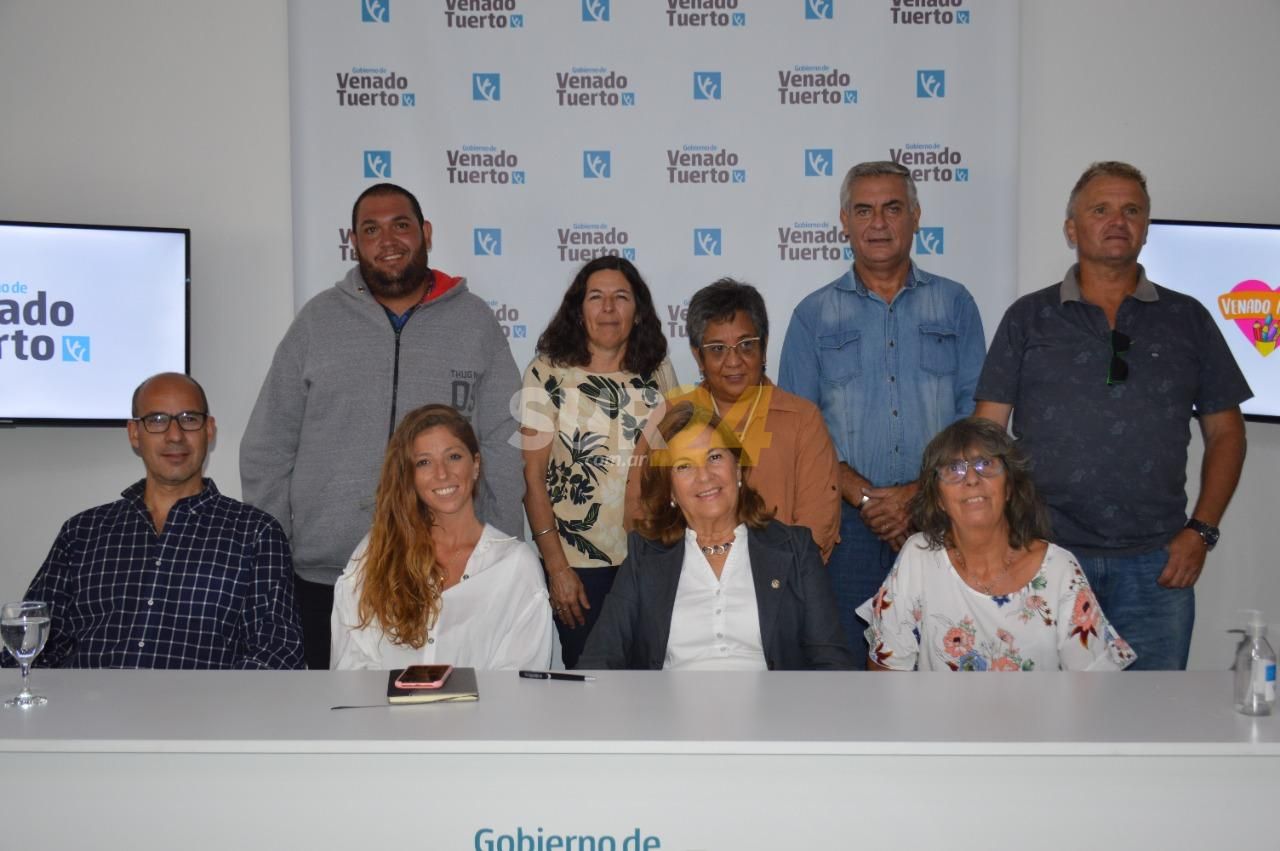 “Venado Ayuda” lanzó la campaña de donación de útiles y uniformes escolares