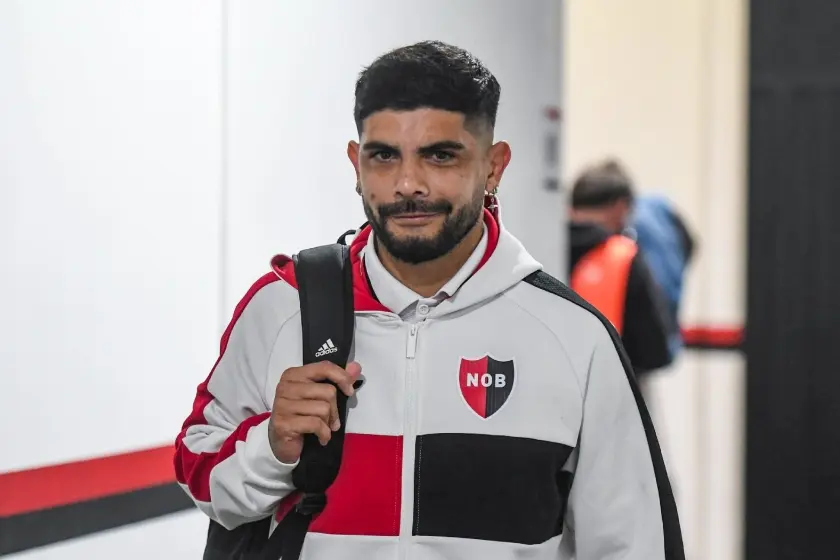 Ever Banega tiene prohibido salir del país por deber la cuota alimentaria