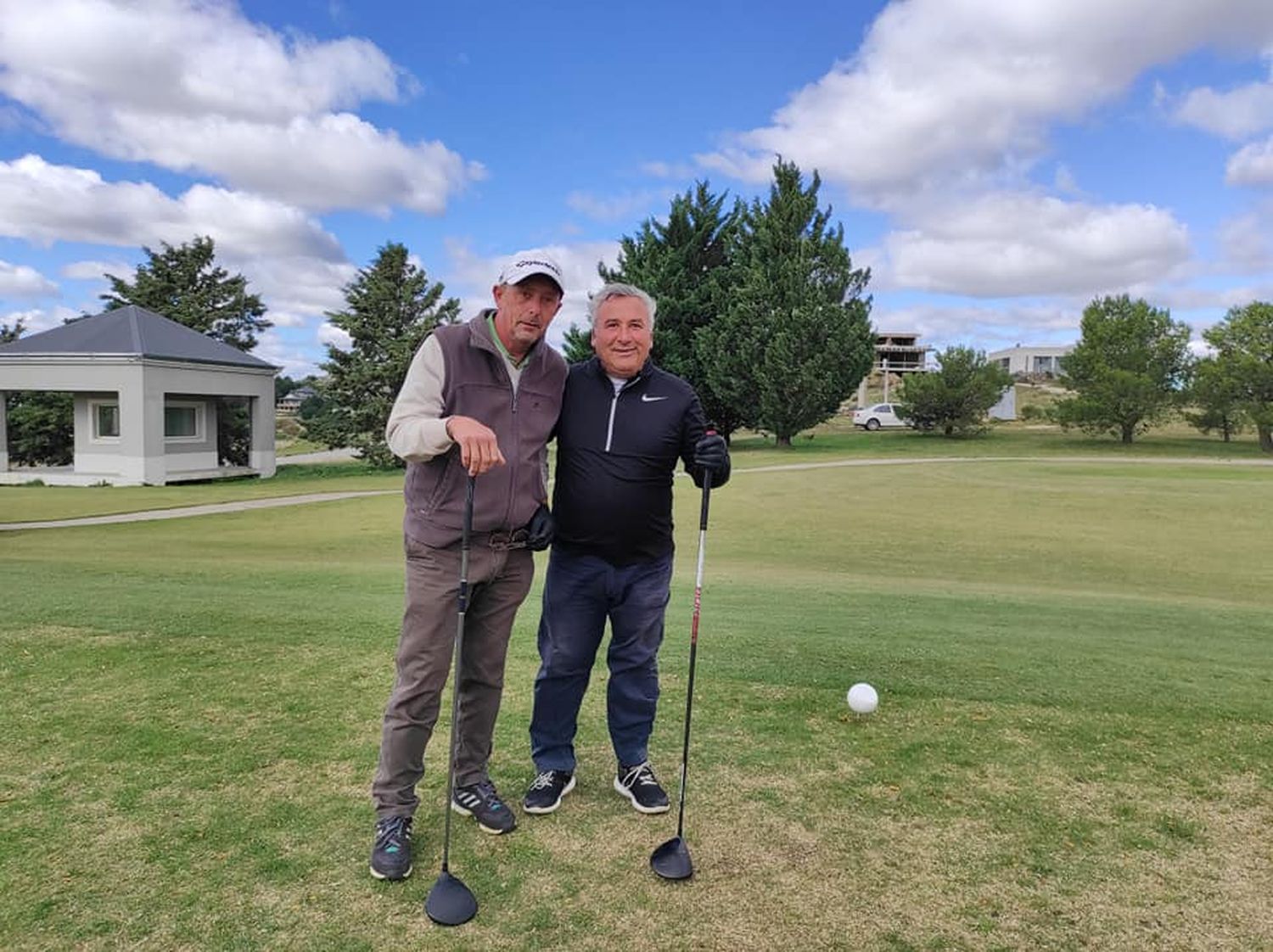 Favre ganó la sexta fecha del Grand Prix de invierno