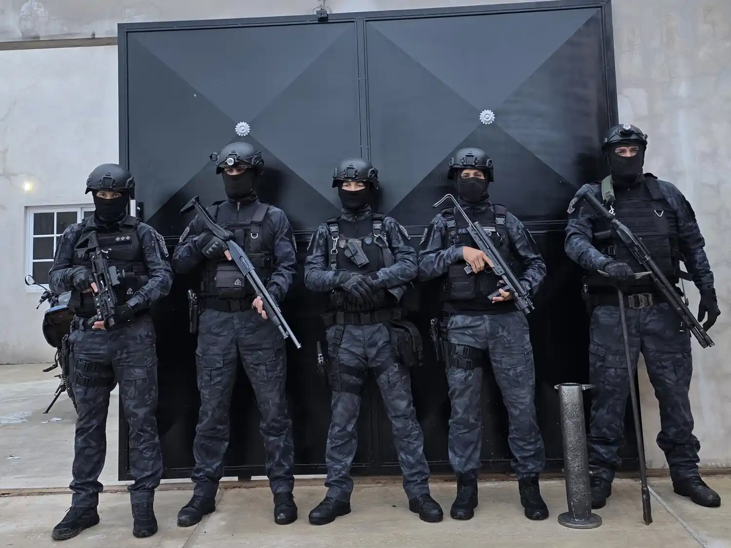 Detuvieron a dos hermanos por abuso de arma tras un violento ataque