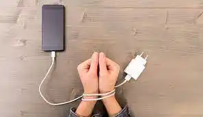 “Camarón que se duerme se lo lleva la corriente…”
Hábitos para evitar la dependencia del teléfono…
3ª Entrega