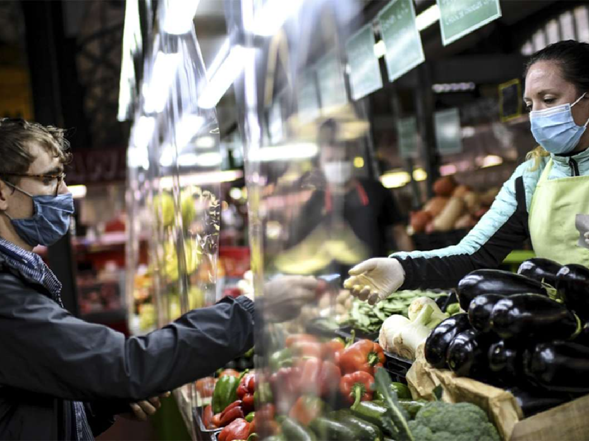 Extienden el reintegro del 15% para las compras con tarjeta de débito