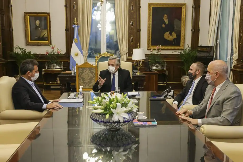 El Gobierno analiza dar marcha atrás con la categorización los monotributistas