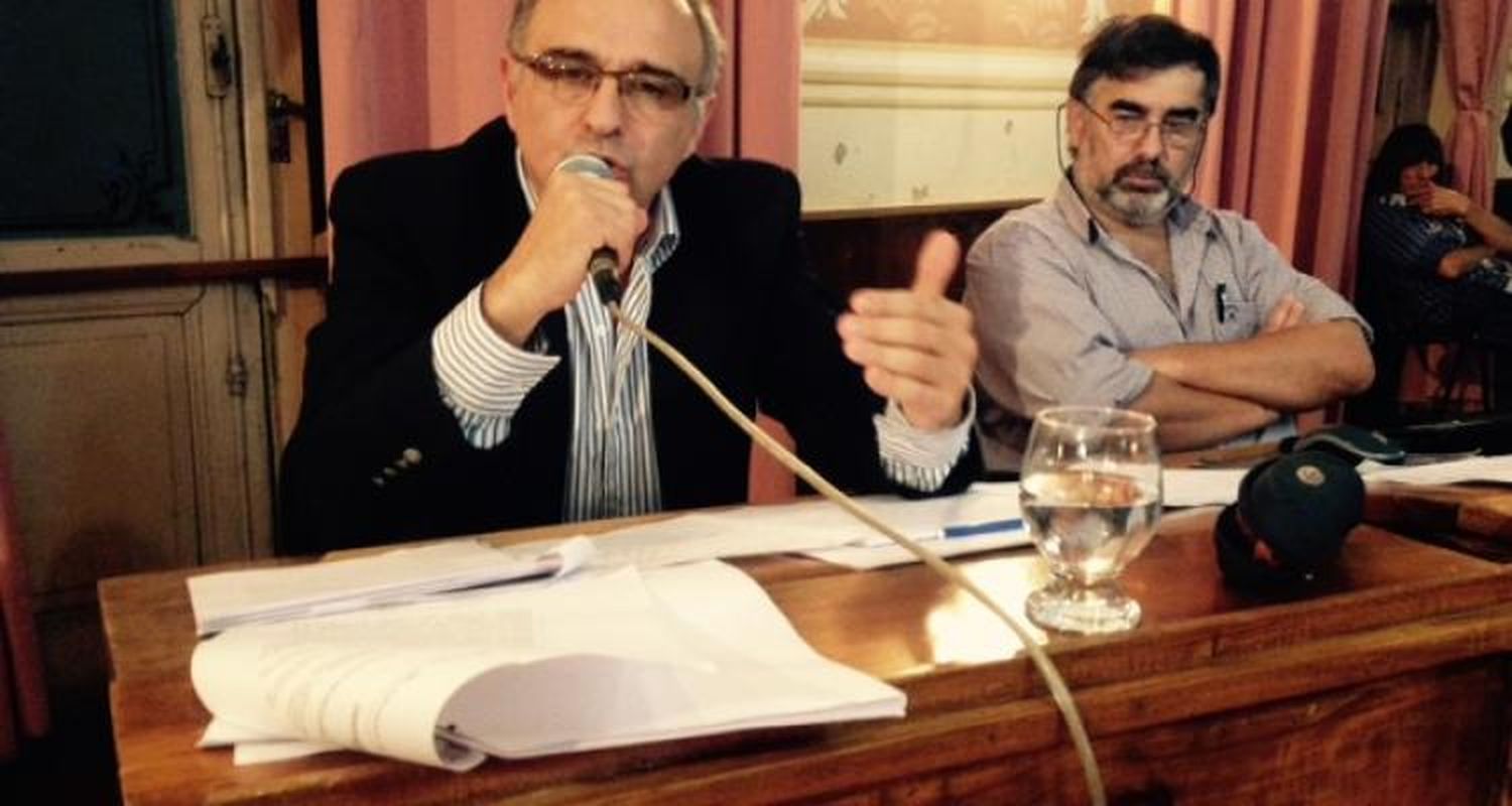 Rosa apuntó a Giovanettoni por el puerto: “Integra el Consorcio y no va a las reuniones”