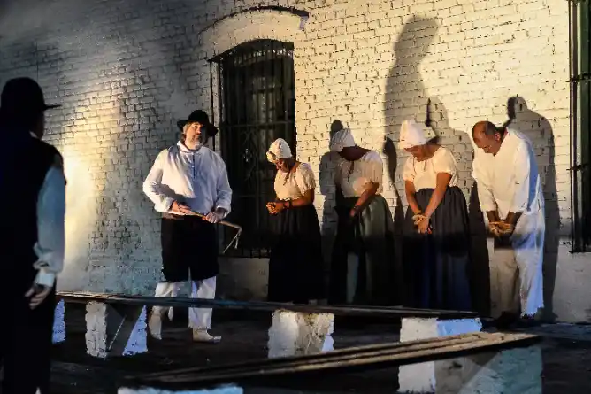 Vuelven las visitas guiadas dramatizadas a la Capilla de los Negros durante el fin de semana largo
