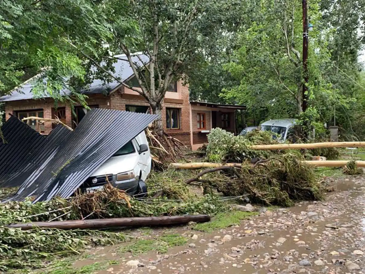Histórica y preocupante creciente en Punilla tras un temporal de lluvia