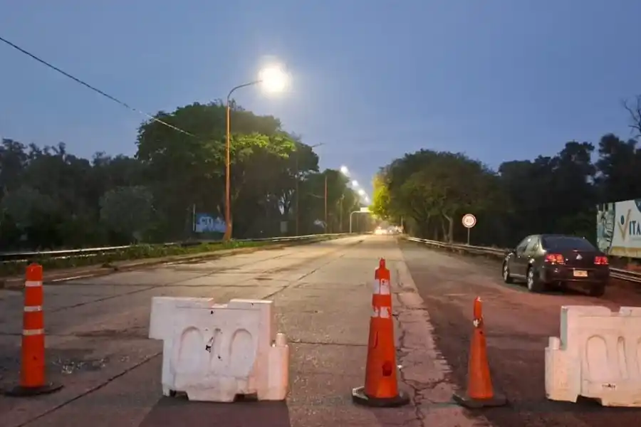 Atención: comenzó el cierre total de circulación sobre el Puente Carretero, ¿hasta cuándo?