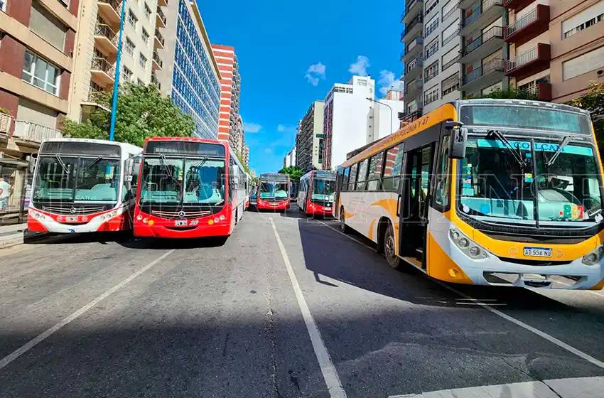 El Intendente autorizó un nuevo aumento en el boleto de colectivo: costará $119,38