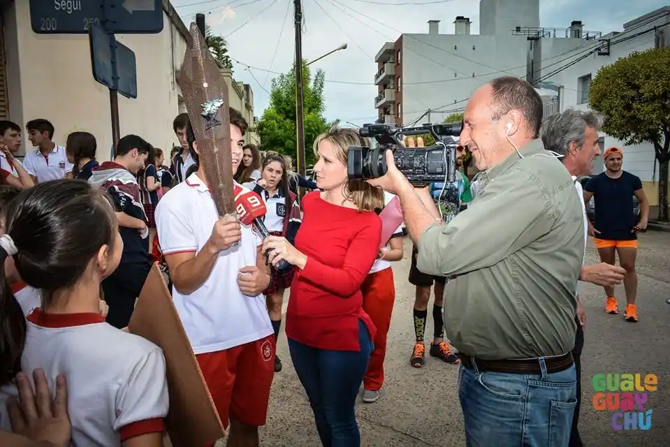 Celso y Sabina, en una cobertura periodística 