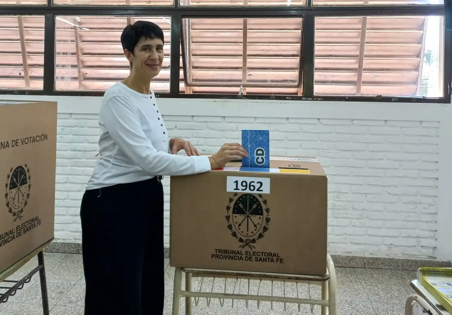 Andrea Ochat emitio su voto