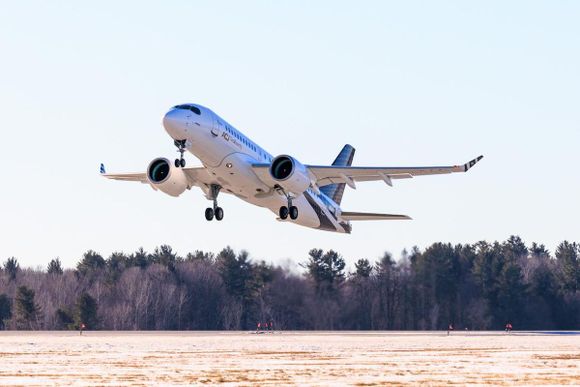 Comlux recibe el primer Airbus A220 ACJ