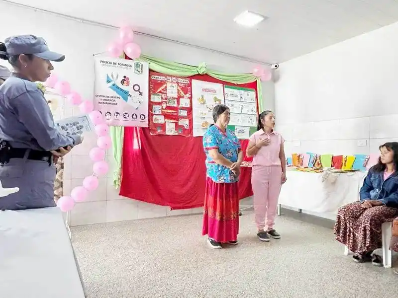 Más de 60 mujeres del Oeste formoseño
participaron en una charla sobre salud integral