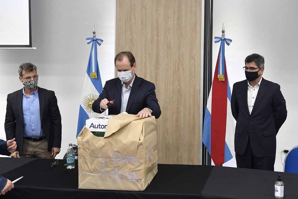 Se abrieron los sobres para obras energéticas y de conectividad en Puerto Ibicuy
